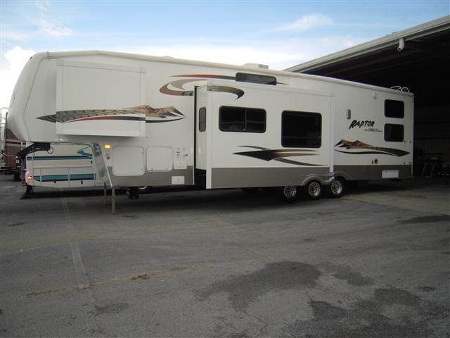 2007 Keystone Raptor